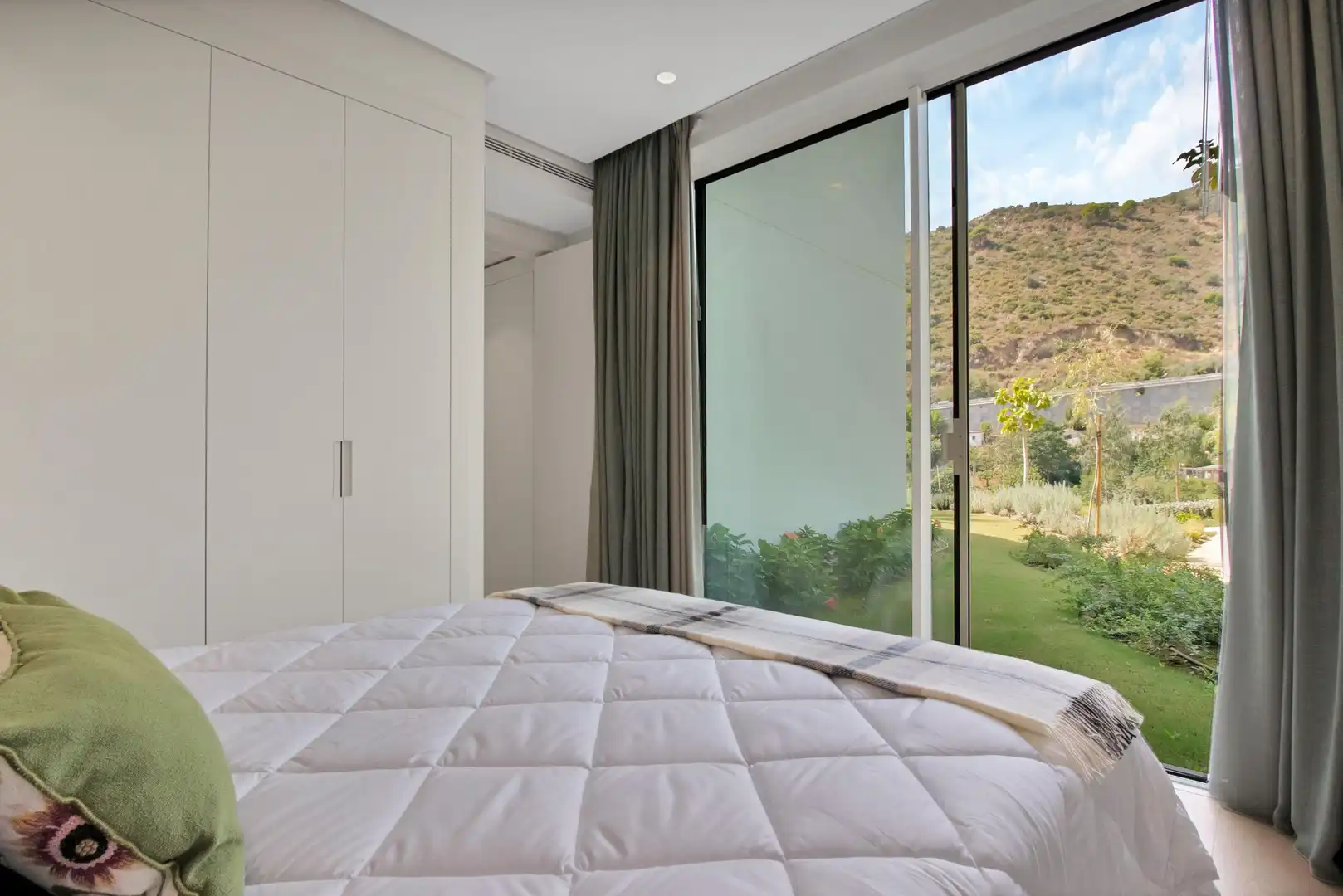 Apartment with pool for sale in 12 Calle Londres, imagen 17