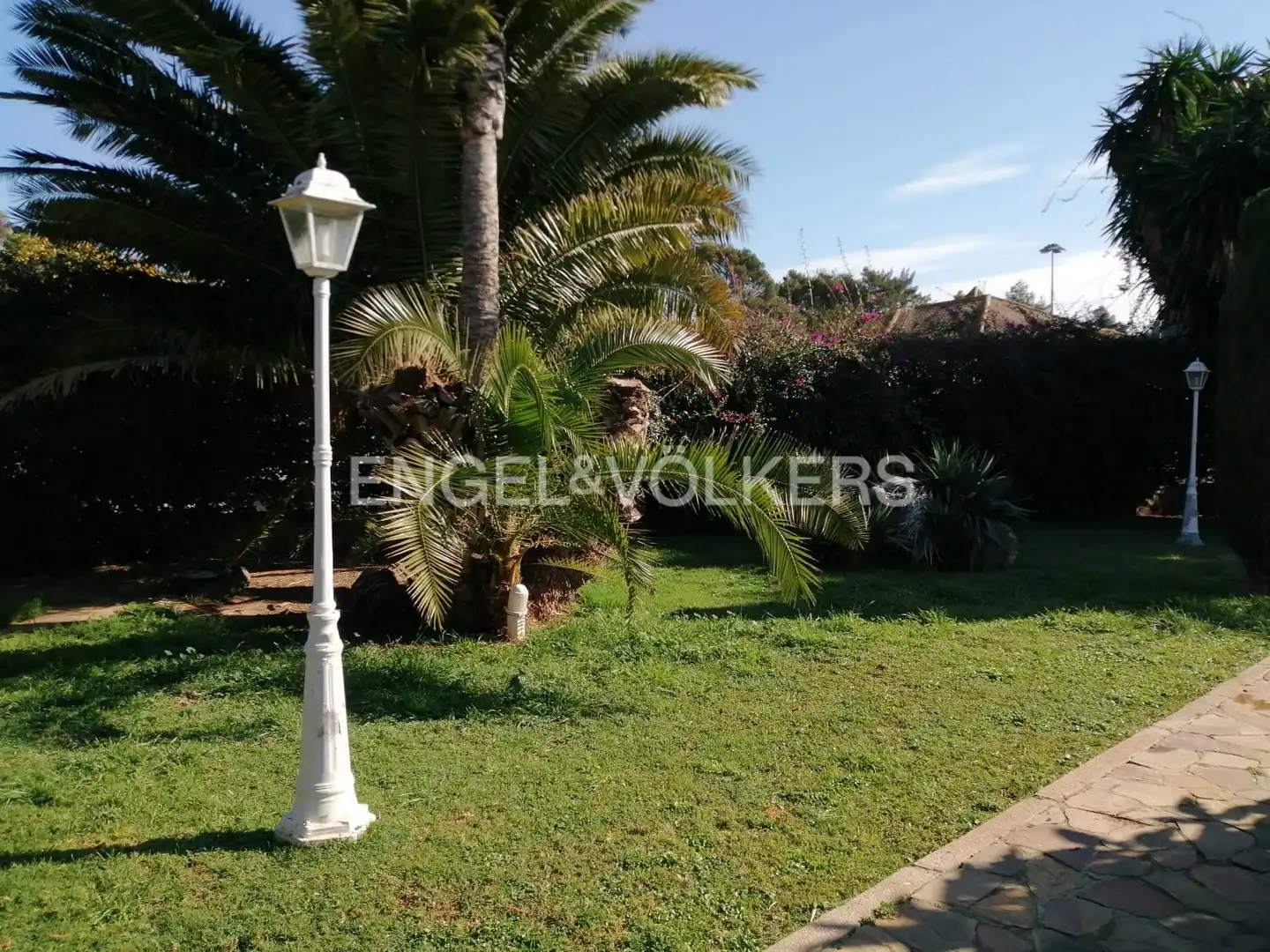 Exterior view of Houses for sale in Jerez de la Frontera  with Air Conditioner, Heating and Private garden