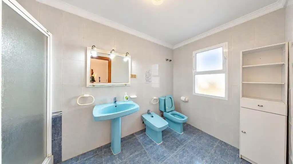 Baño de Casa adosada en venta en Vélez-Málaga con Amueblado