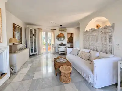 Sala de estar de Casa adosada en venta en Mijas Golf