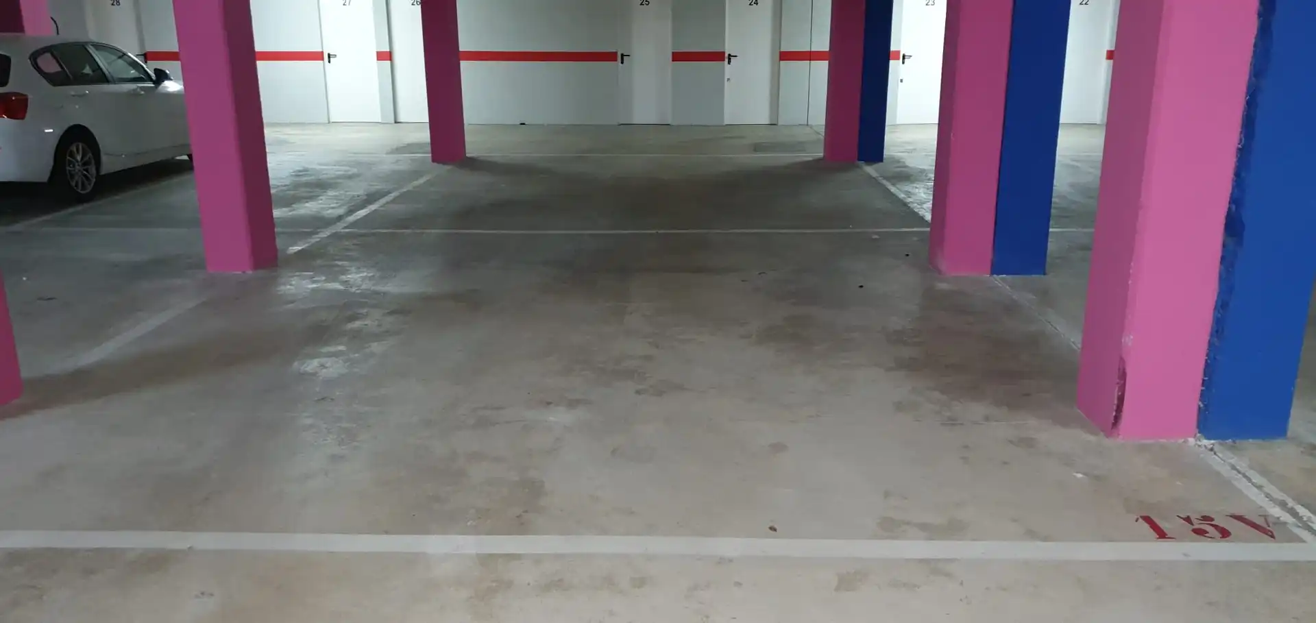 Parking with lift for sale in Av de Clota, imagen 4