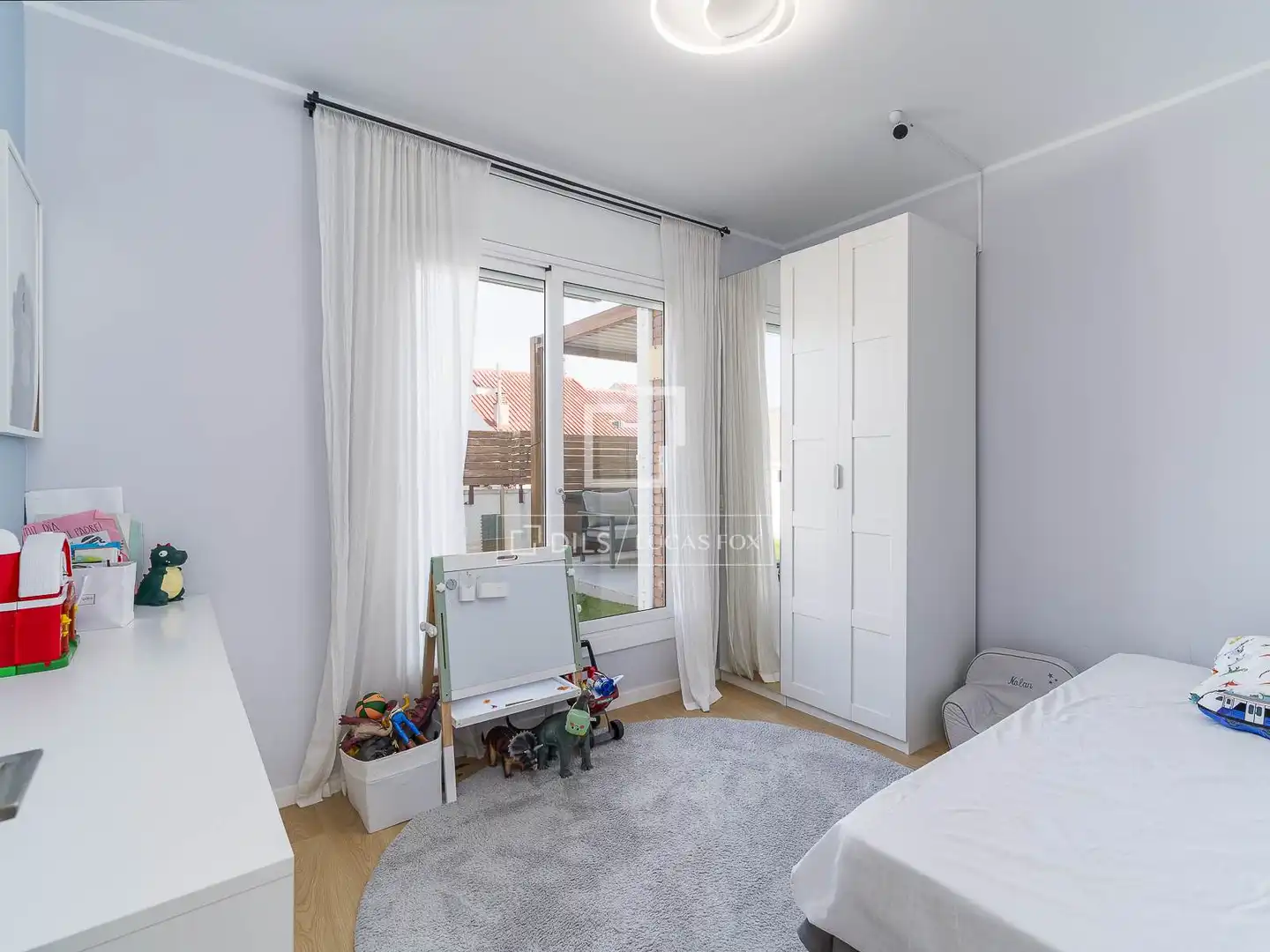 Schlafzimmer von Dachboden zum Verkauf in Barcelona mit Klimaanlage, Heizung und Terrasse