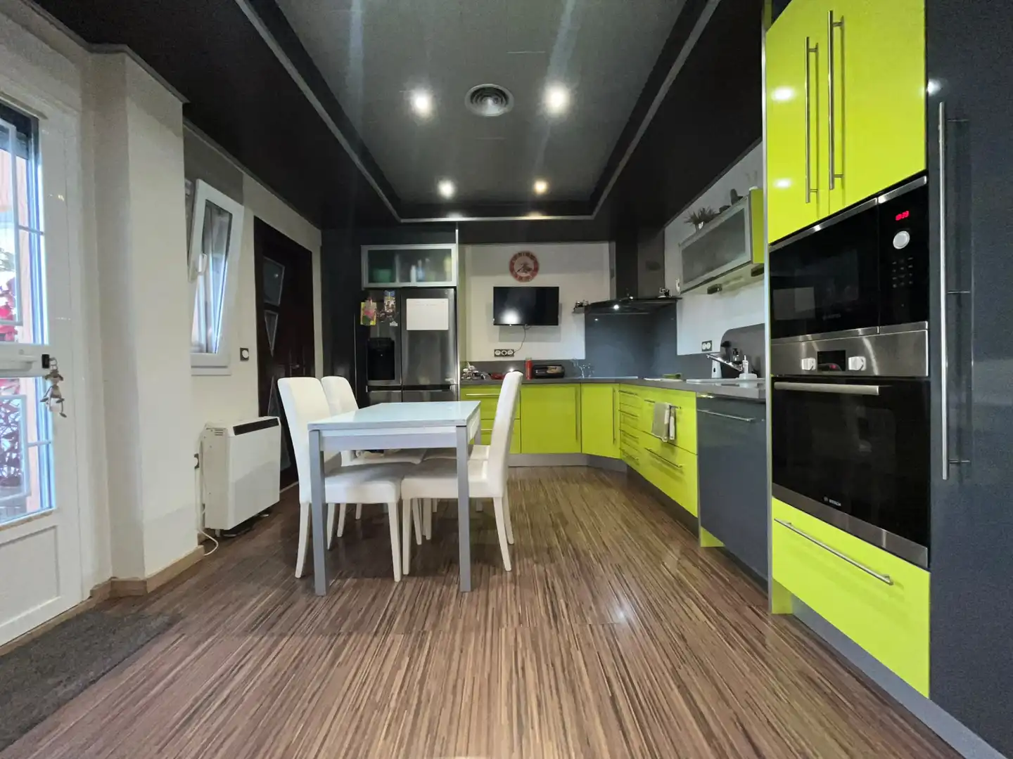 Kitchen of Detached homes for sale in Dúrcal, Granada