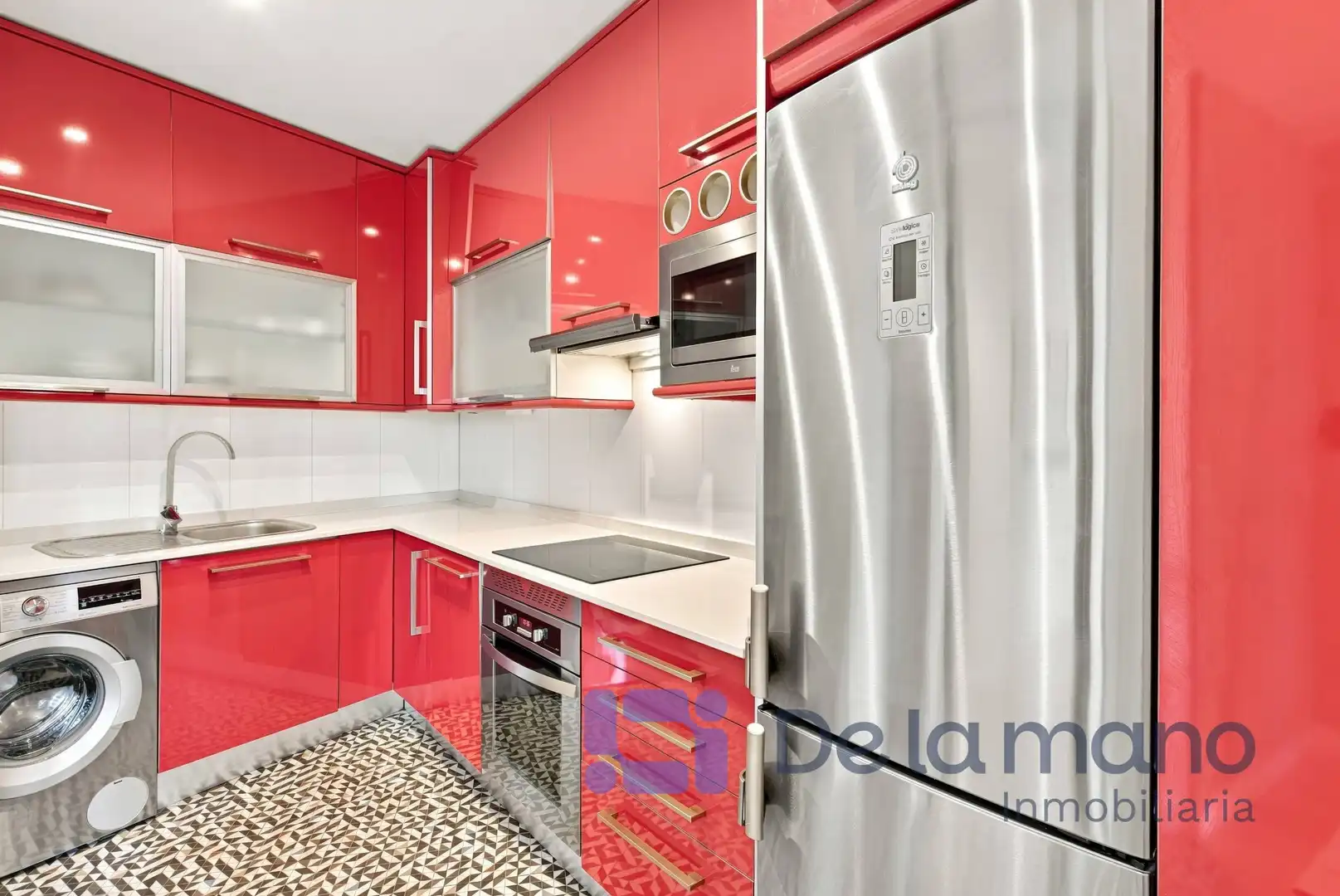 Kitchen of Flat for rent in Madrid  with Air Conditioner, Heating and Furnished