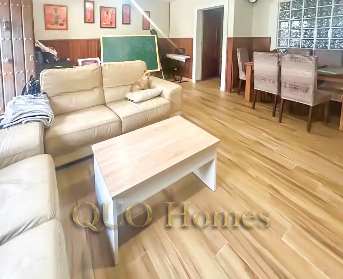 Living room of Houses for sale in Jerez de la Frontera  with Air Conditioner and Balcony