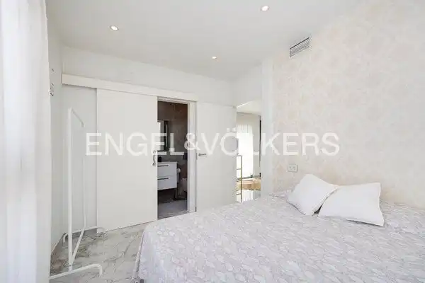 Habitación de Finca rústica en venta en Torrevieja con Aire acondicionado, Calefacción y Jardín privado