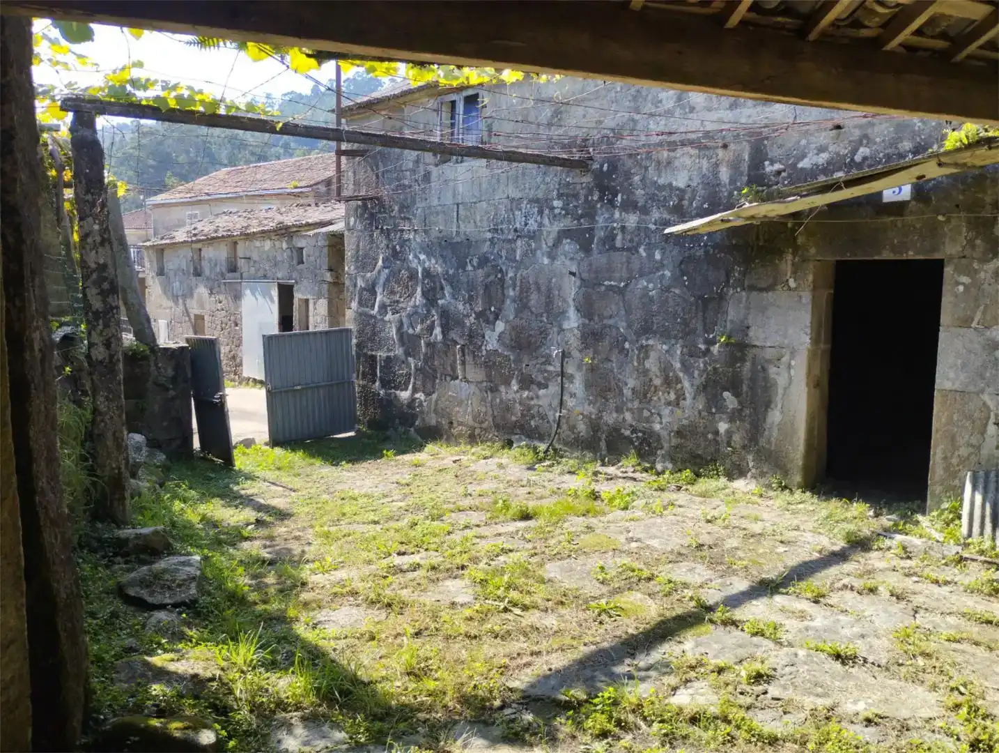 Casa adosada en venta en Dodro
