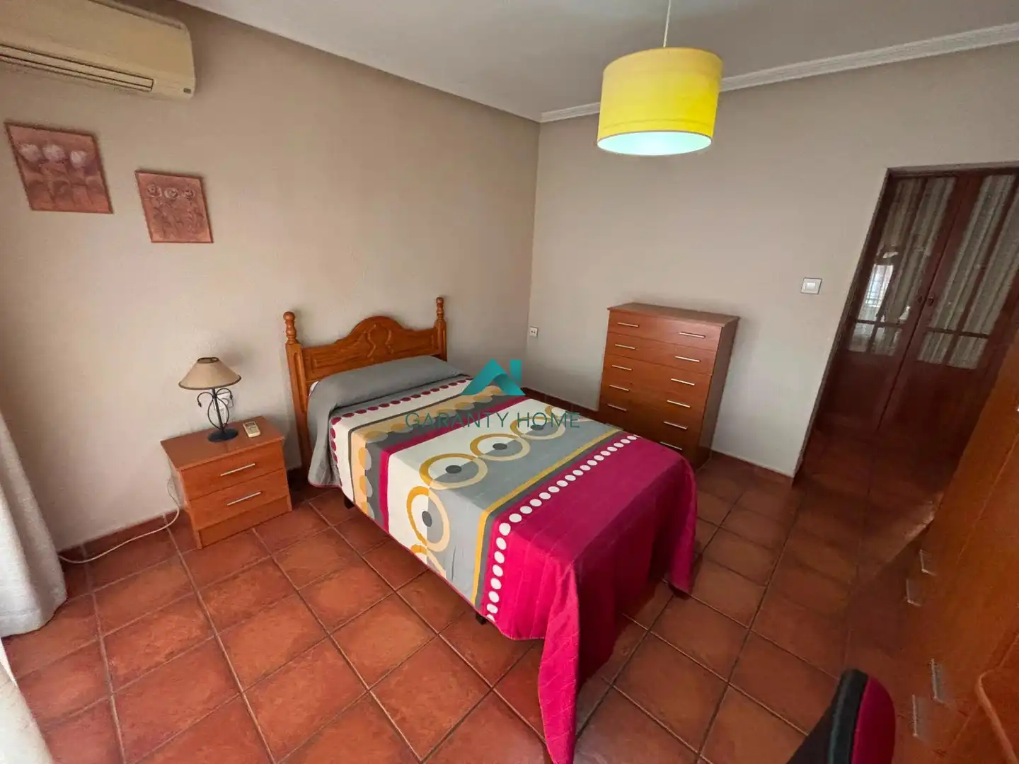 Bedroom of Flat for rent in Jaén  with Air Conditioner, Terrace and Furnished