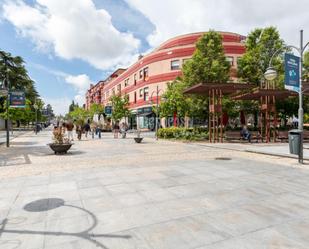 Vista exterior de Pis en venda en Majadahonda amb Calefacció, Terrassa i Traster