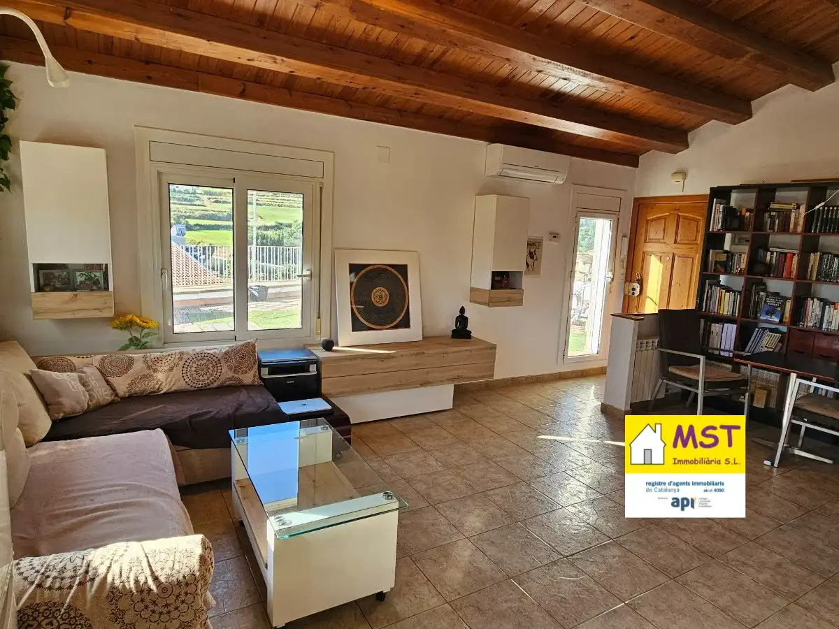 Sala de estar de Ático en venta en Berga, Barcelona