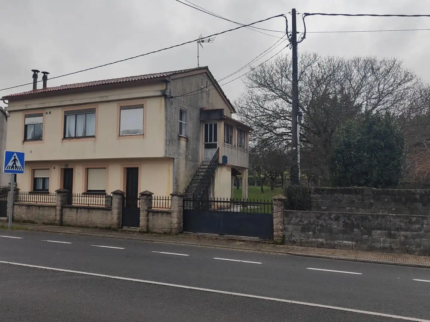 Vista exterior de Casa o chalet en venta en Sobrado (A Coruña) con Balcón