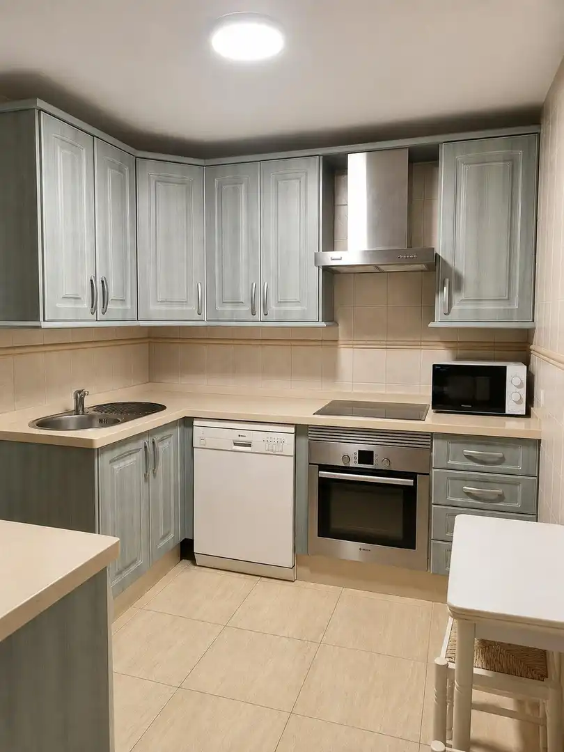 Kitchen of Ground floor for rent in Algeciras  with Private garden, Furnished and Alarm