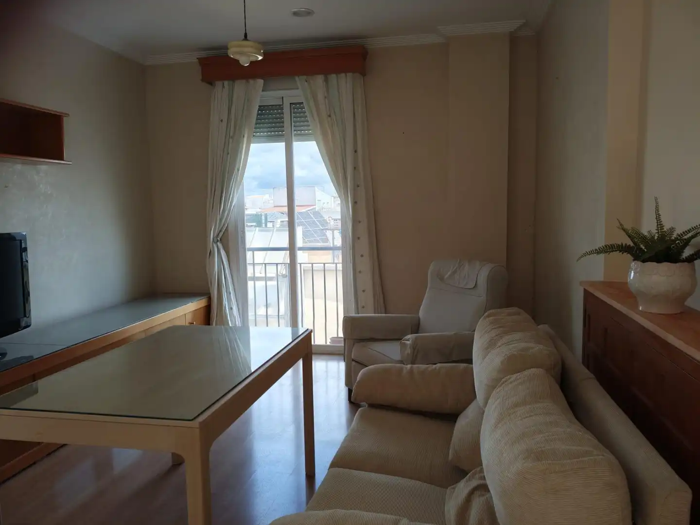 Habitación de Piso en venta en Sevilla con Balcón y Jacuzzi