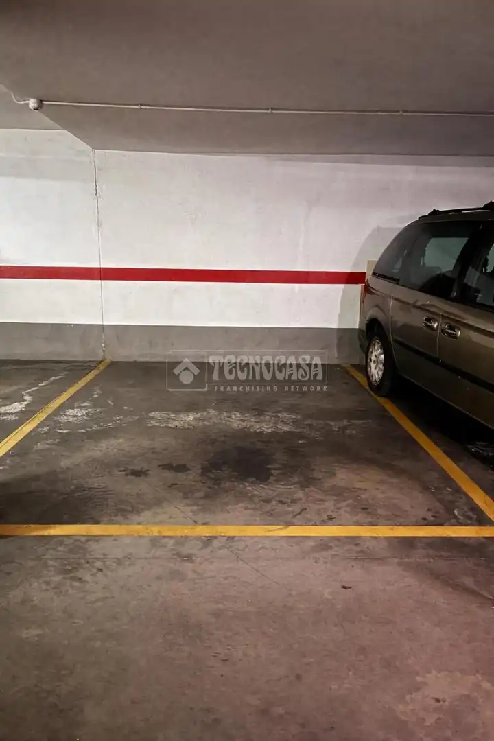 Aparcament de Pis en venda en Mérida amb Calefacció i Balcó