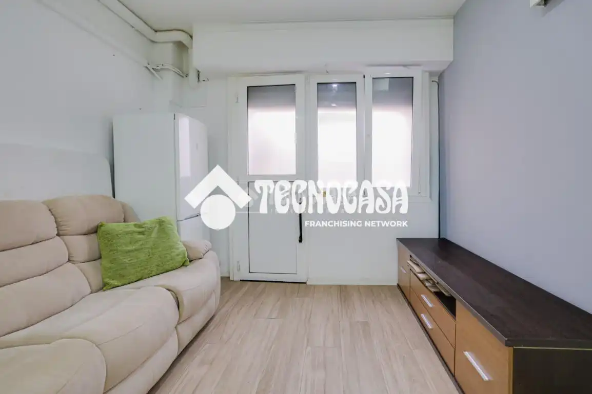 Flat for sale in Badalona  with Air Conditioner and Parquet flooring