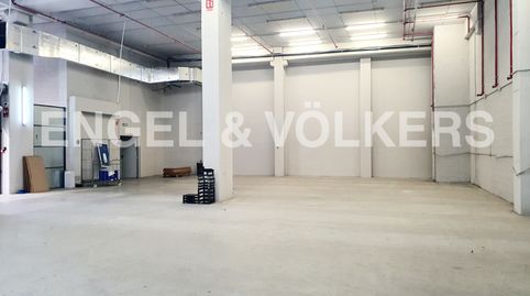 Foto 3 von Fabrikhallen zum Verkauf in Centre, Cornellà de Llobregat