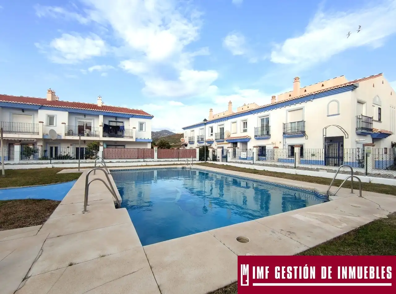 Exterior view of Houses for sale in Vélez-Málaga  with Terrace, Swimming Pool and Community pool