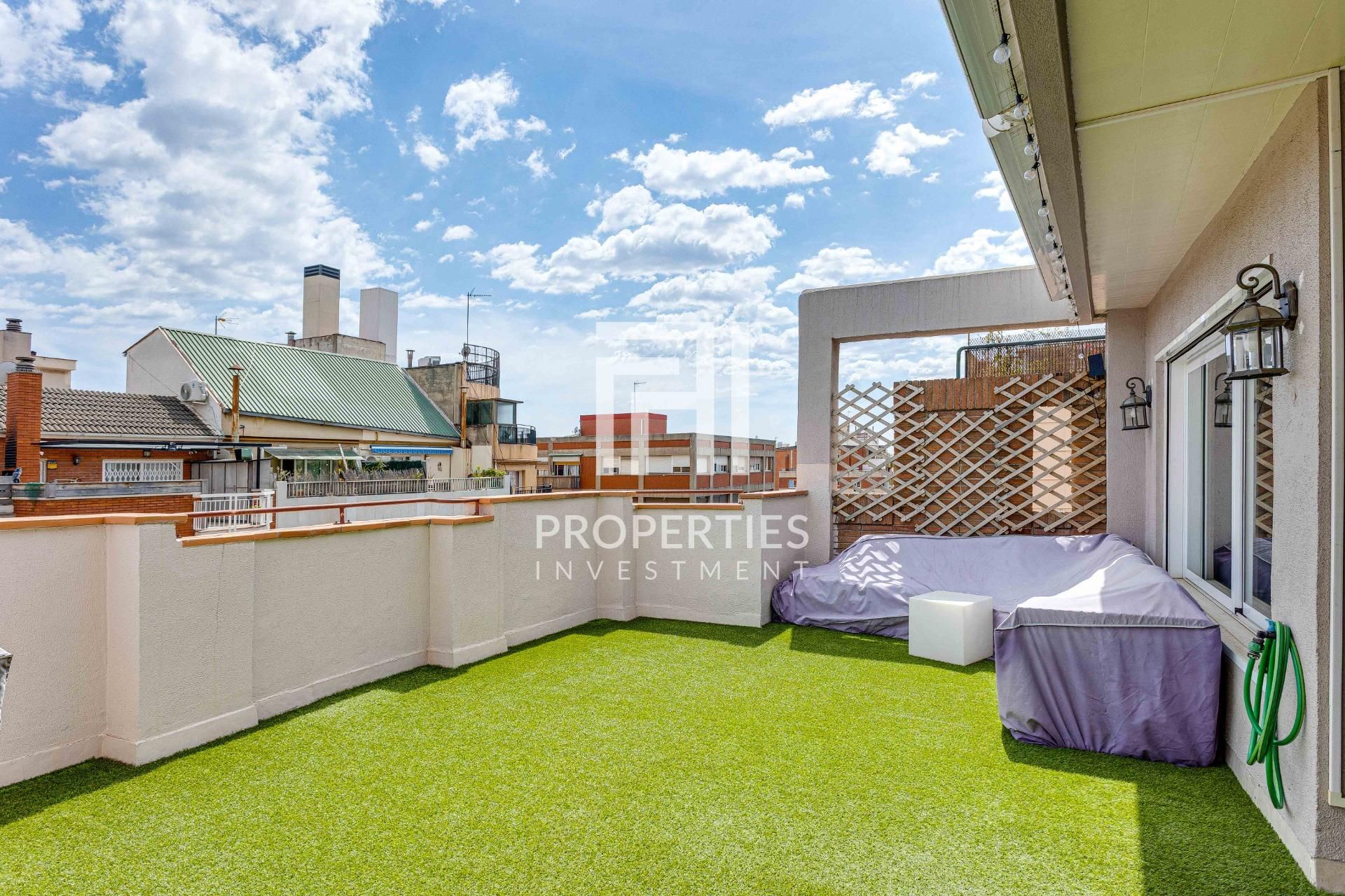 Terrace of Attic for sale in  Barcelona Capital  with Air Conditioner, Heating and Parquet flooring