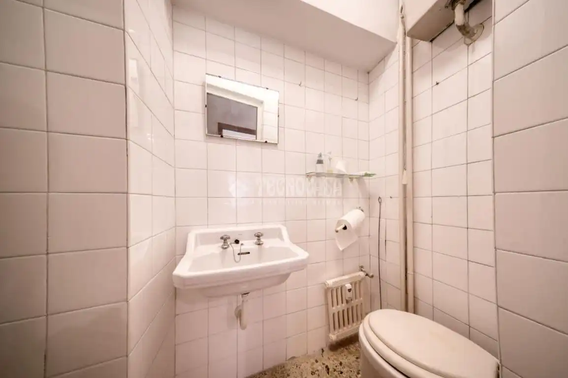 Baño de Piso en venta en Valladolid con Calefacción