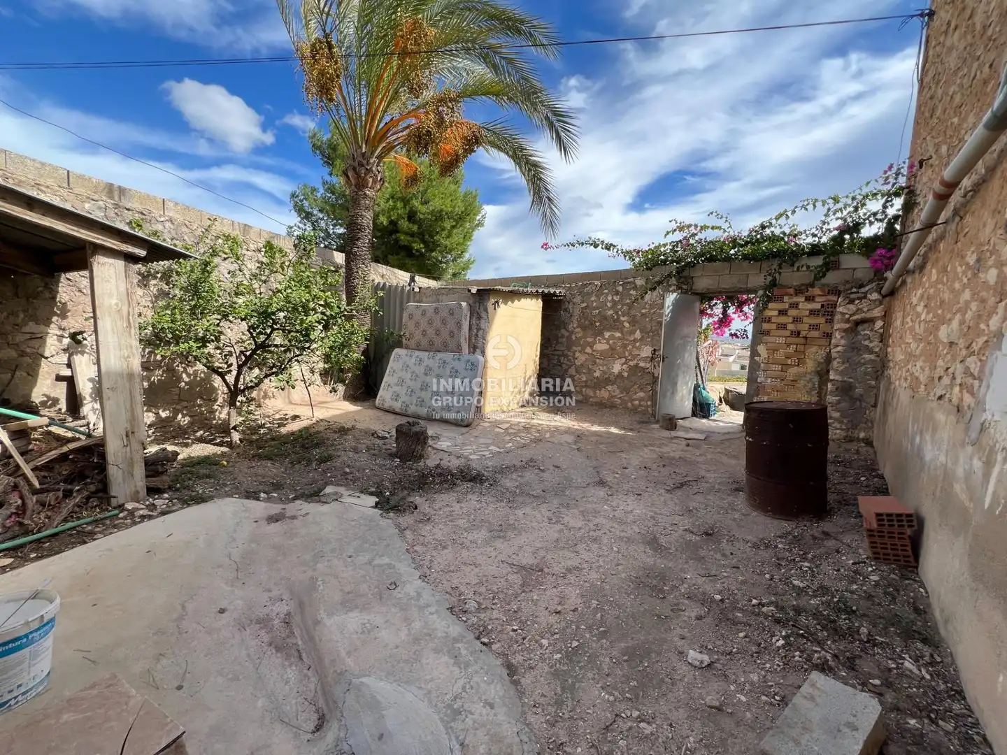 Houses for sale in La Romana  with Air Conditioner, Heating and Private garden