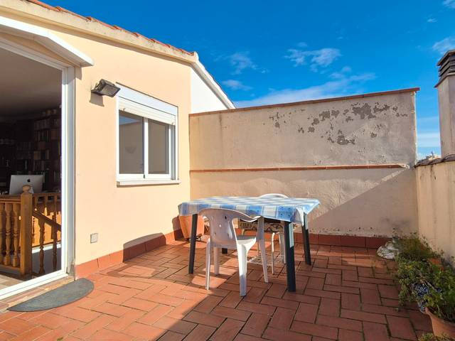 Casa adosada en Venta en Carrer de Montcada en Casc Antic