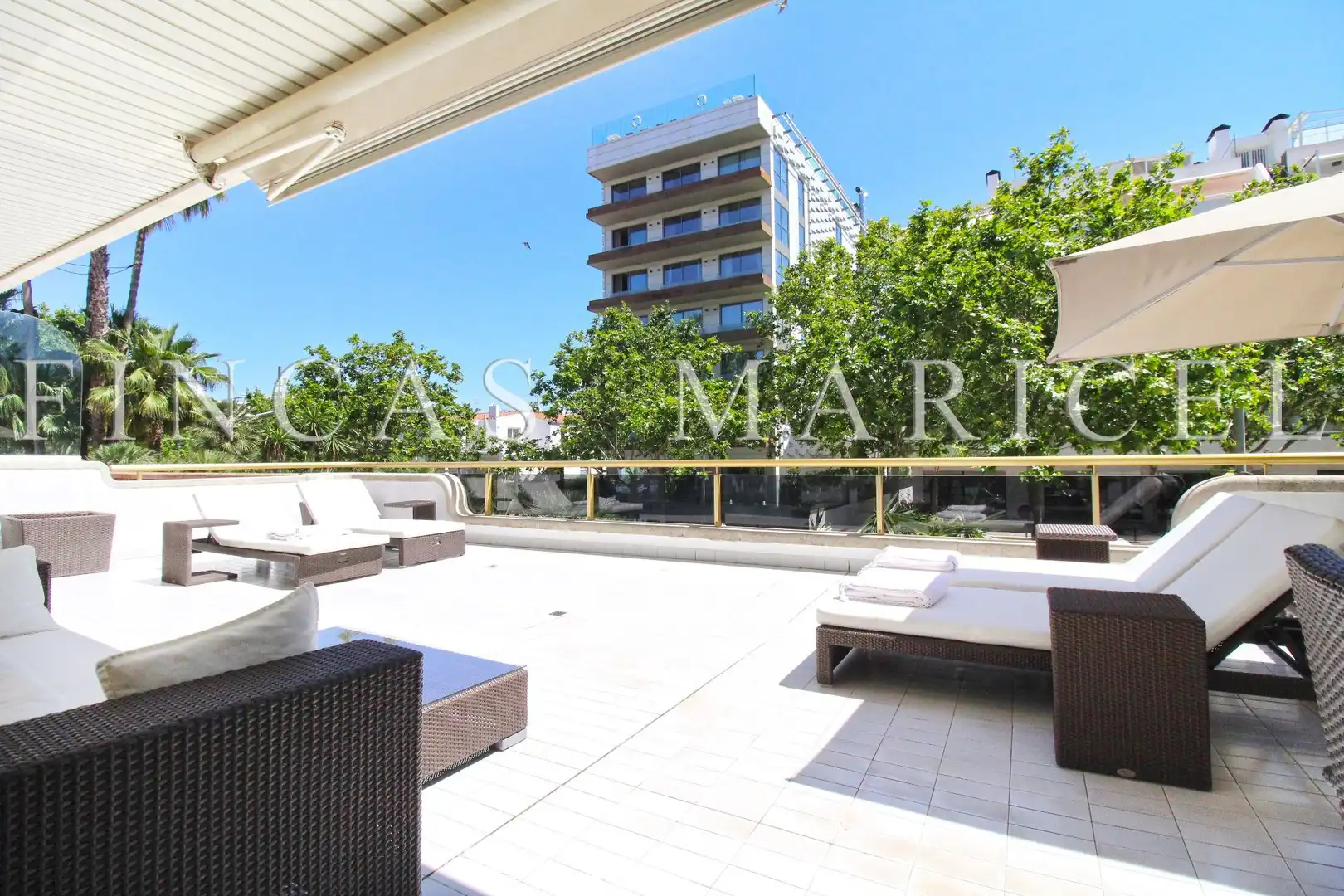 Terrasse von Wohnung zum Verkauf in Sitges mit Klimaanlage, Heizung und Terrasse