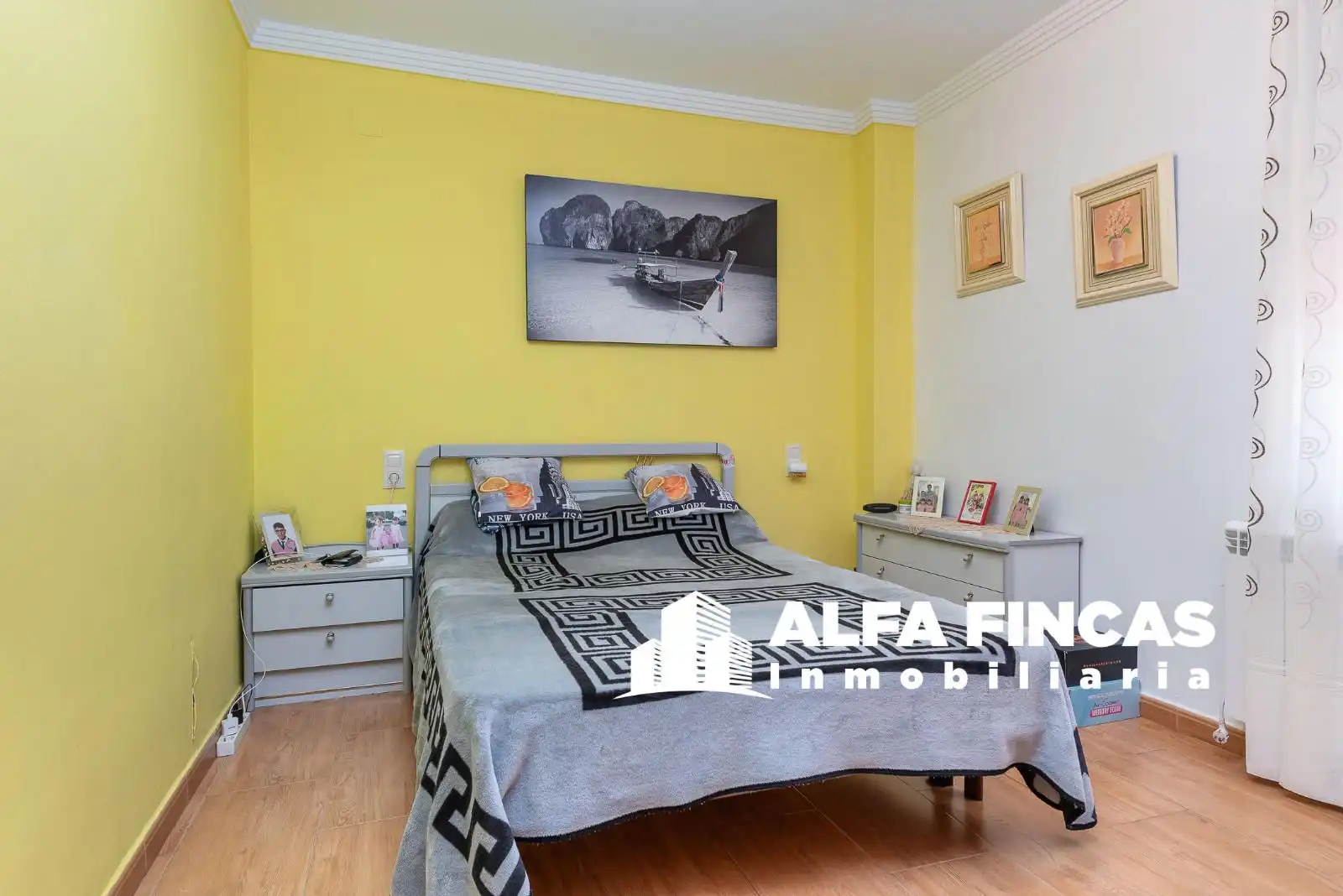 Dormitori de Casa adosada en venda en Honrubia amb Calefacció, Jardí privat i Terrassa