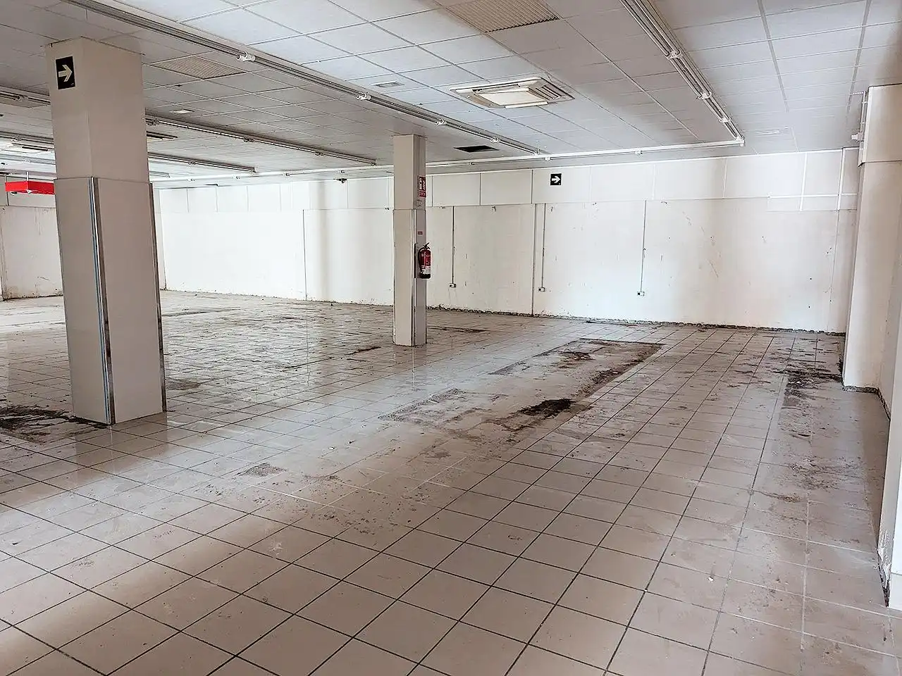 Local commercial à vendre à Ramon Salomon 11, imagen 8