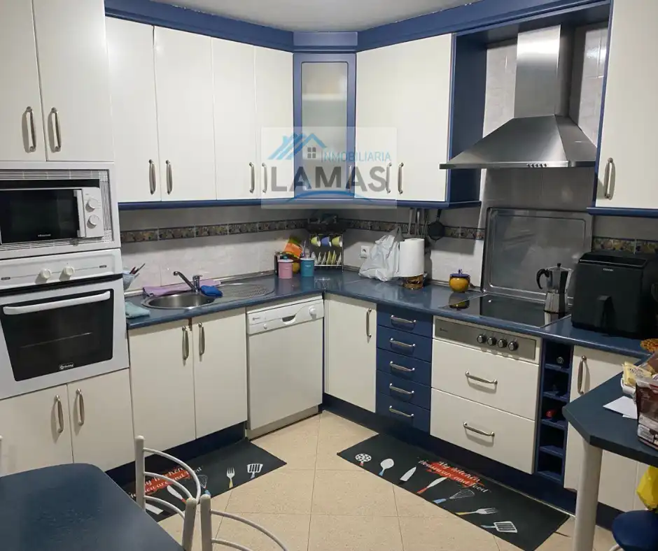 Cocina de Casa adosada en venta en Talayuela con Amueblado