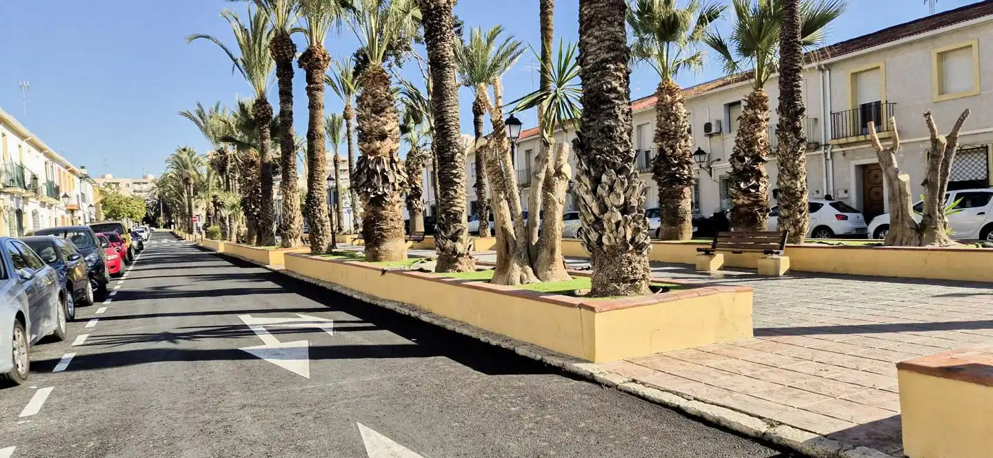 Außenansicht von Erdgeschoss zum Verkauf in Elche / Elx mit Klimaanlage, Terrasse und Abstellraum