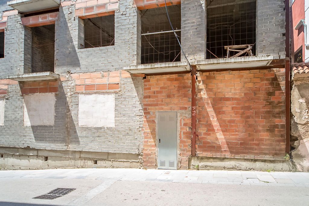 Vista exterior de Edifici en venda en Tordera
