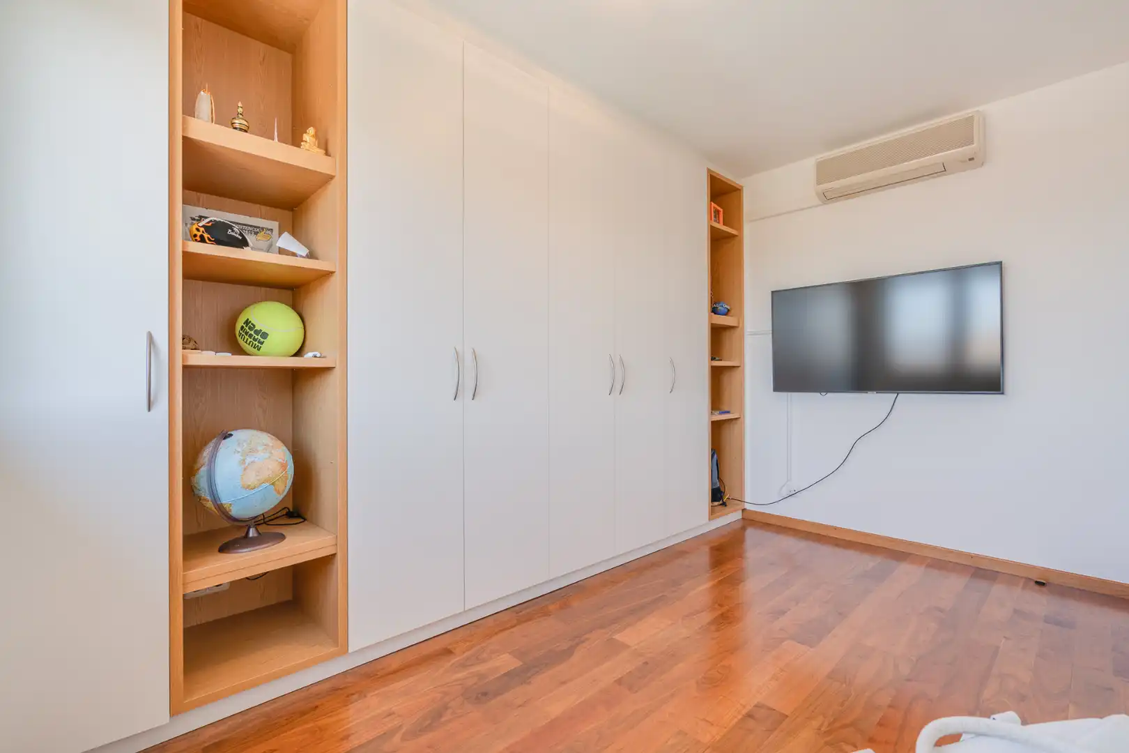 Habitación de Casa adosada en venta en Sant Quirze del Vallès con Aire acondicionado, Calefacción y Jardín privado