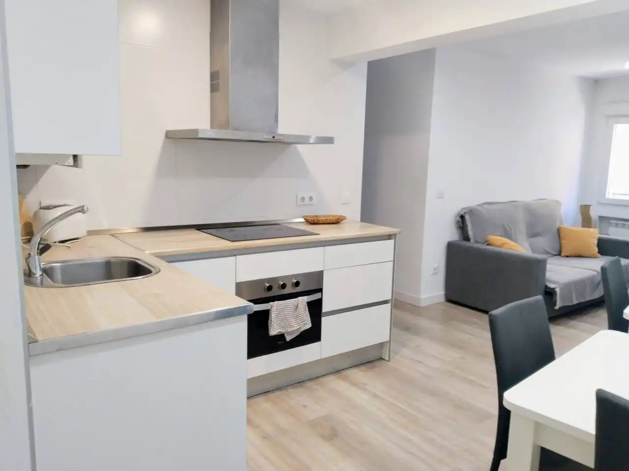 Kitchen of Flat for rent in Burgos  with Heating and Furnished