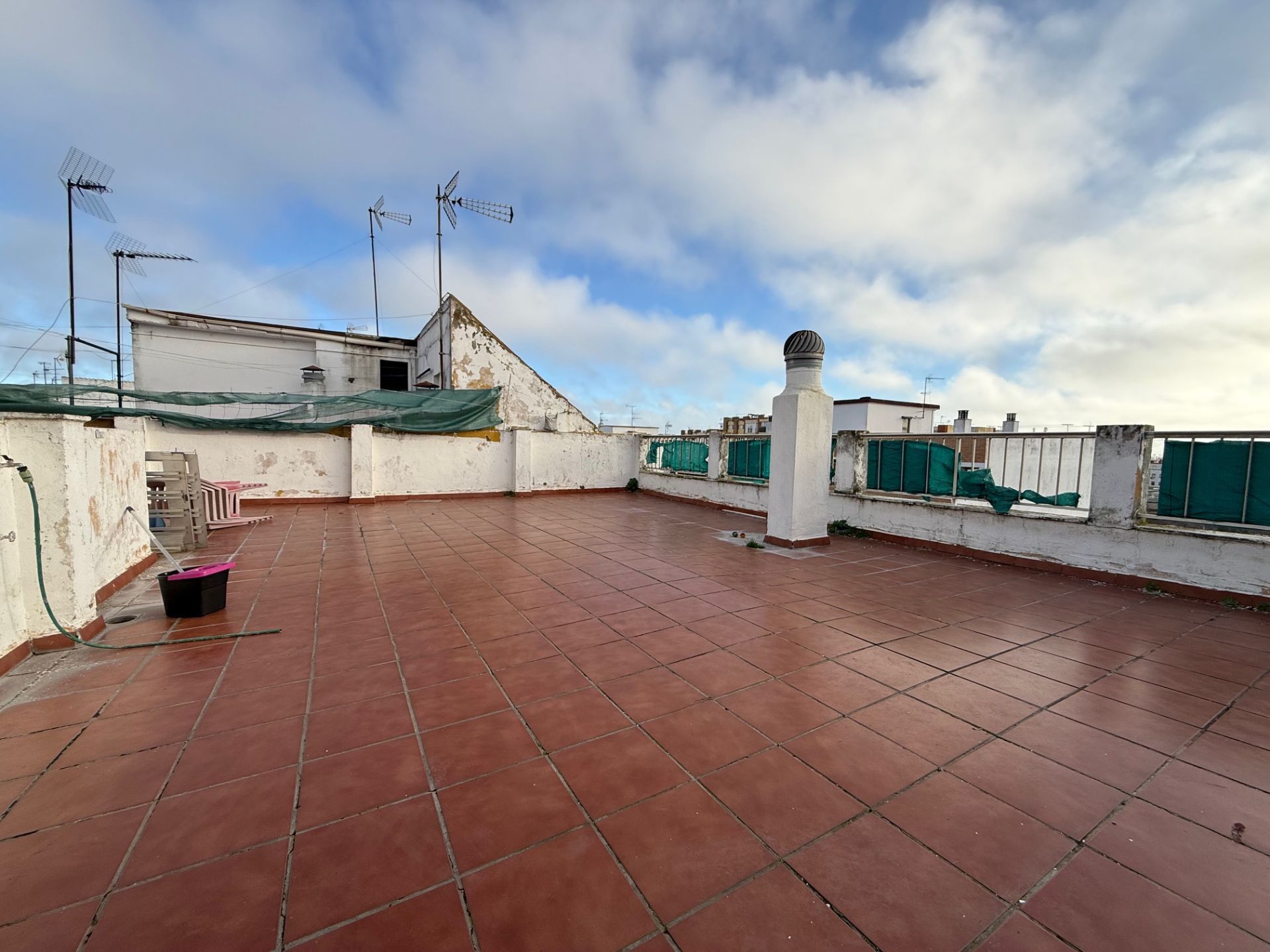 Exterior view of Attic for sale in  Huelva Capital  with Terrace