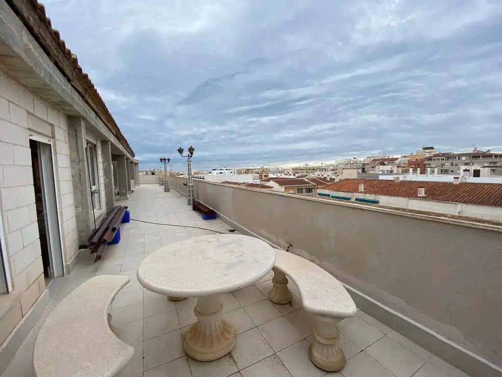 Penthouse with lift for sale in Centro