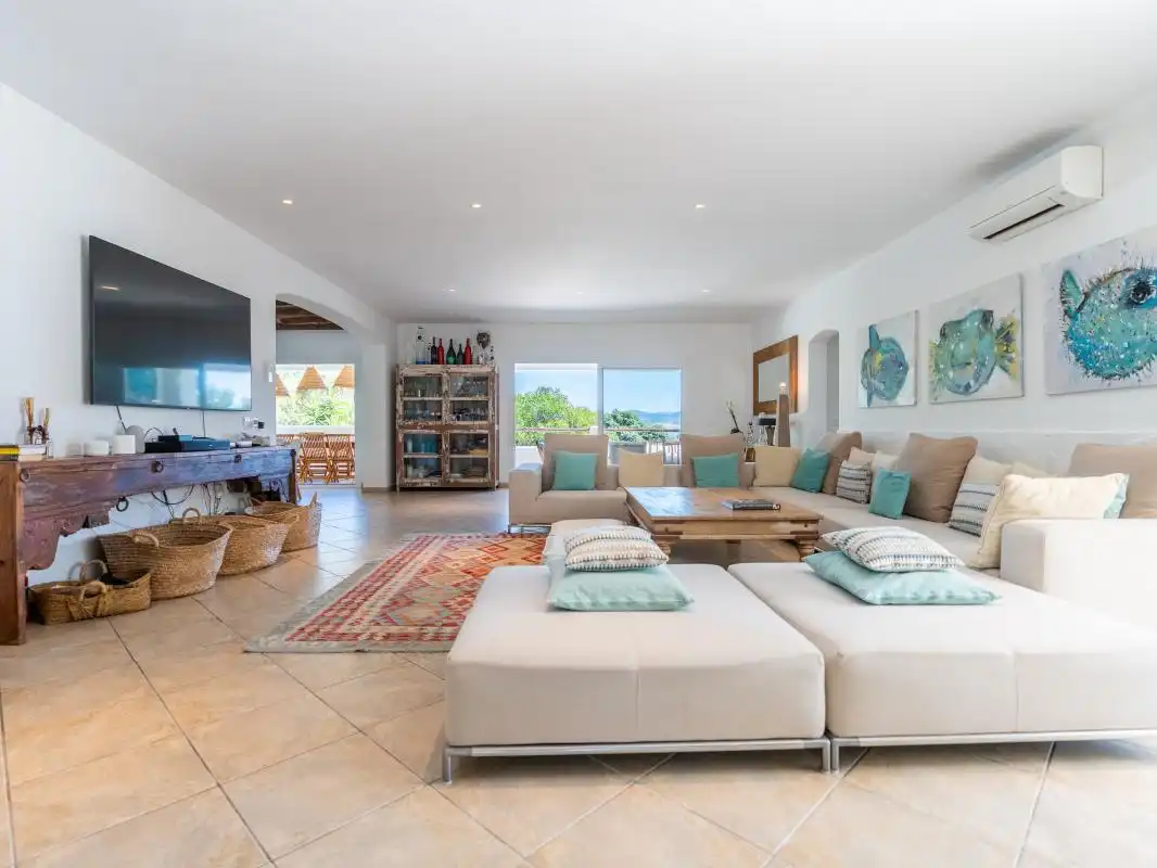 Living room of Houses for sale in Sant Josep de sa Talaia  with Air Conditioner, Heating and Private garden