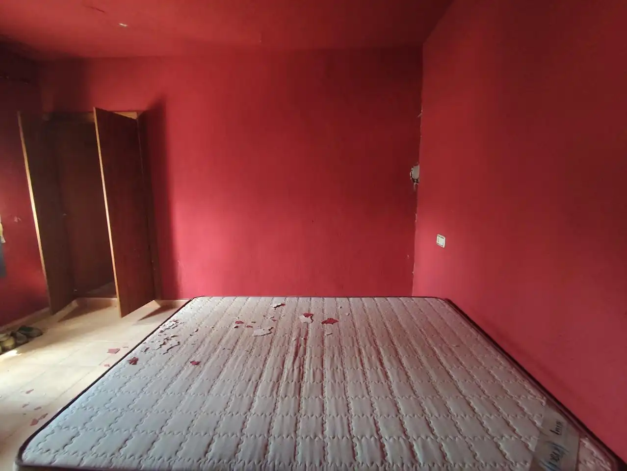 Schlafzimmer von Fabrikhallen zur Miete in Castalla