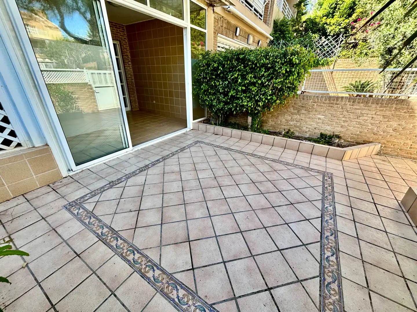 Terraza de Casa adosada en venta en Alicante / Alacant con Aire acondicionado, Jardín privado y Terraza