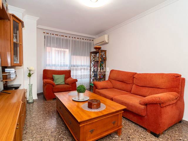 Piso en Venta en Isaac Peral en El Grau