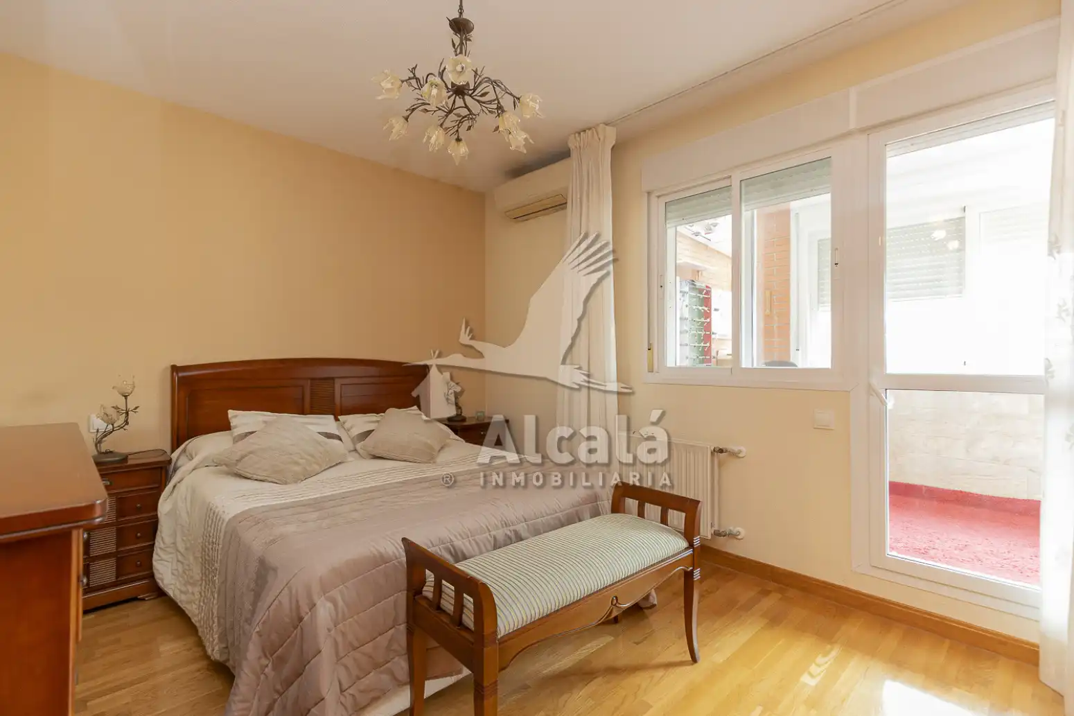 Habitación de Piso en venta en Arganda del Rey con Aire acondicionado, Calefacción y Jardín privado