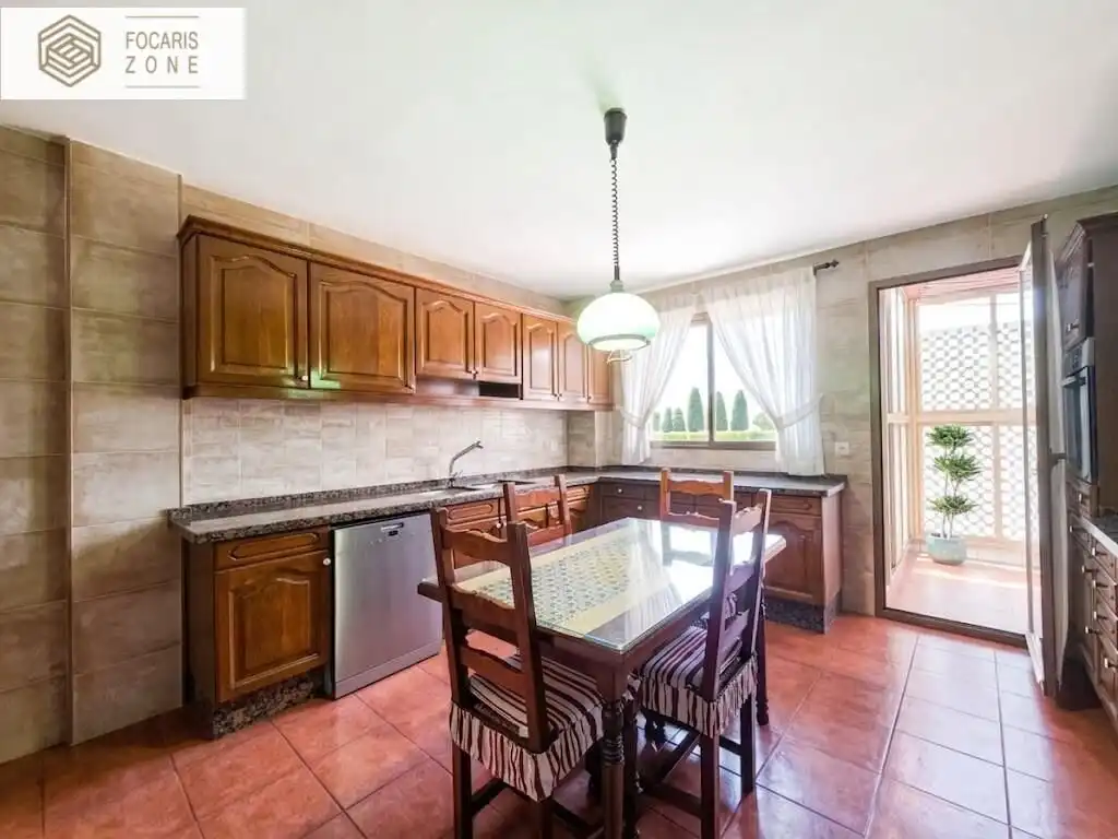 Cocina de Piso en venta en Málaga con Aire acondicionado, Calefacción y Jardín privado