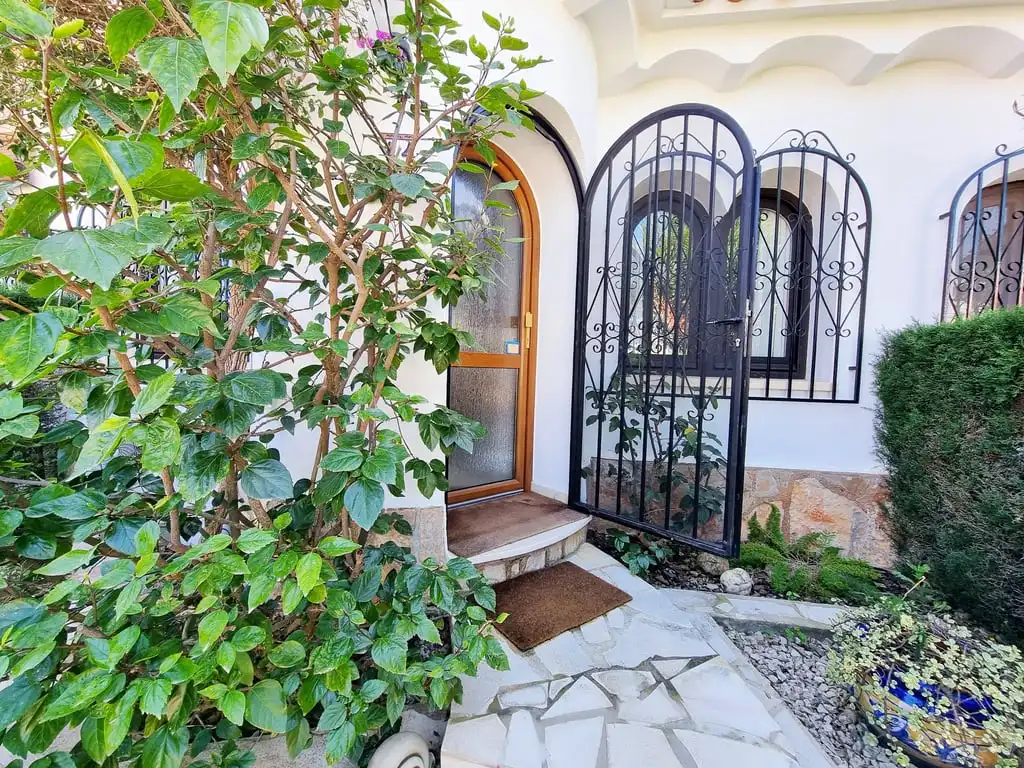 Casa o chalet en venta en Dénia con Aire acondicionado, Jardín privado y Piscina