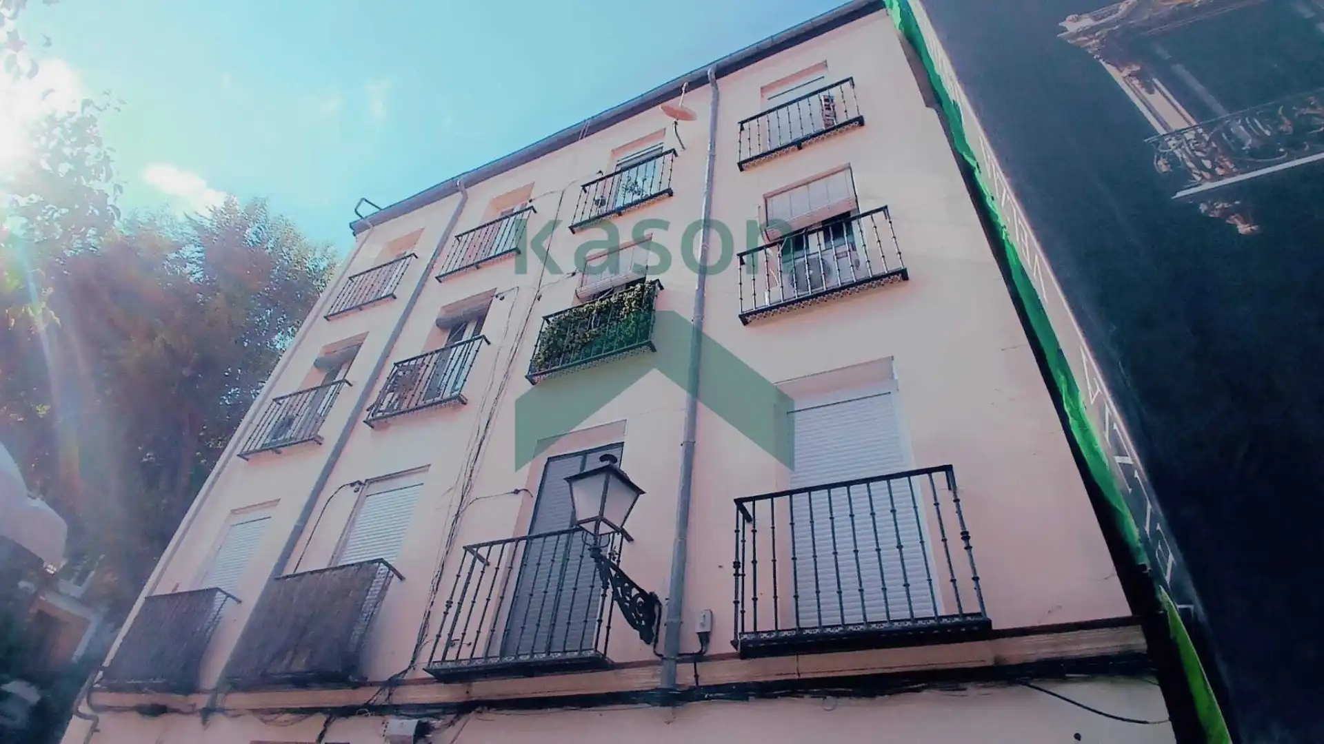 Vista exterior de Apartamento en venta en Madrid con Calefacción y Amueblado