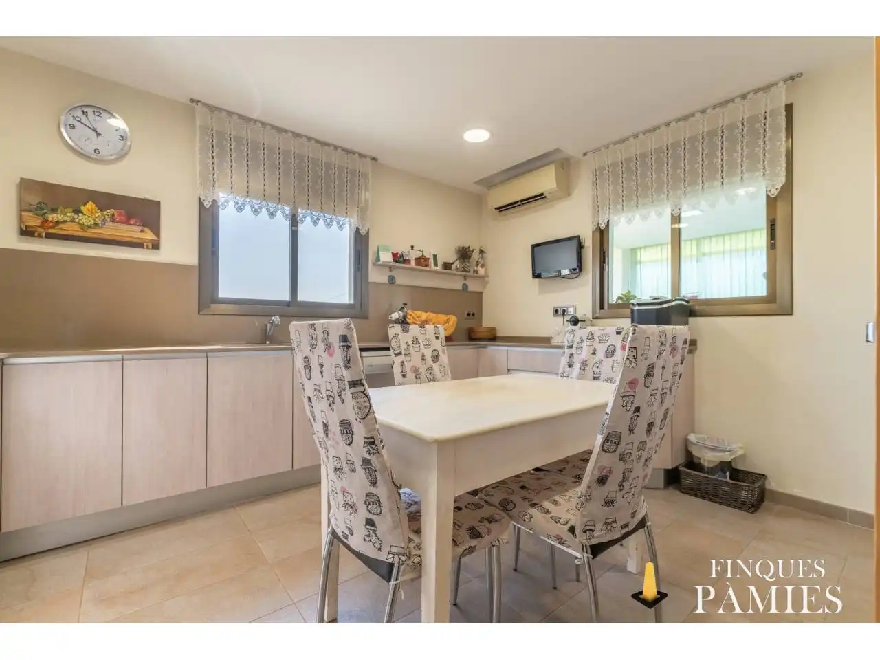 Cocina de Finca rústica en venta en Reus con Aire acondicionado, Calefacción y Jardín privado