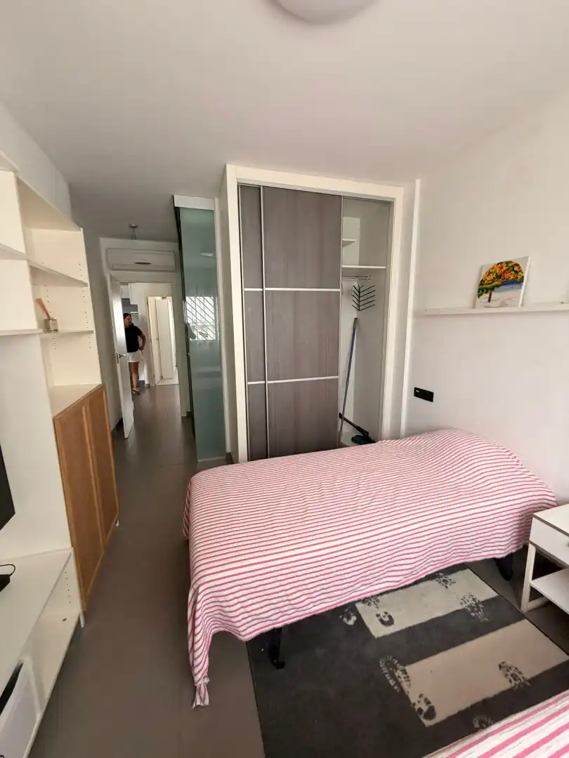 Habitación de Casa adosada en venta en Orihuela con Aire acondicionado, Terraza y Amueblado