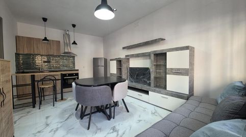 Foto 2 de Apartamento en venta en Plaza Plaza Presidente Adolfo Suárez, Manantiales - Estación de Autobuses, Torremolinos