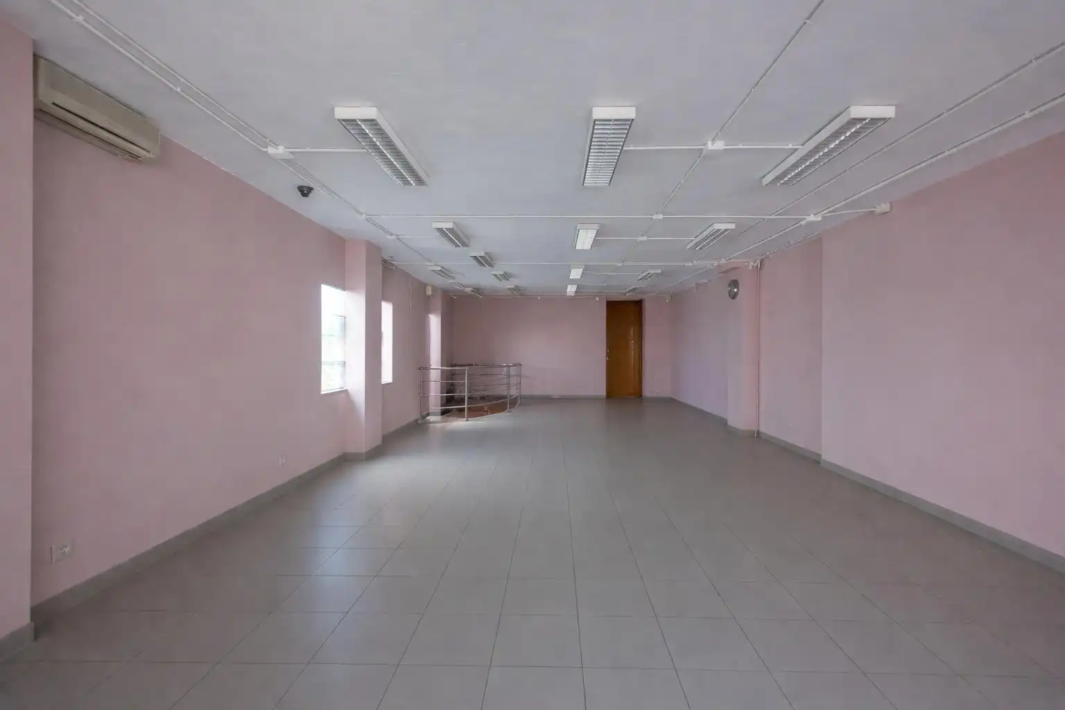 Commercial properties for rent in Madrid  with Air Conditioner
