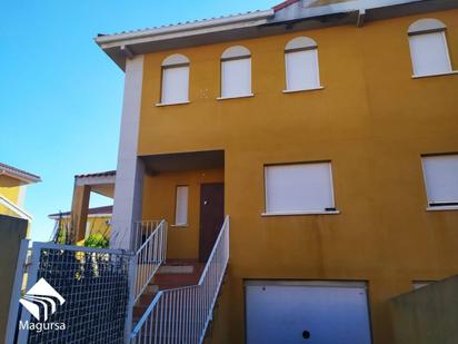Exterior view of Single-family semi-detached for sale in Torrejón del Rey