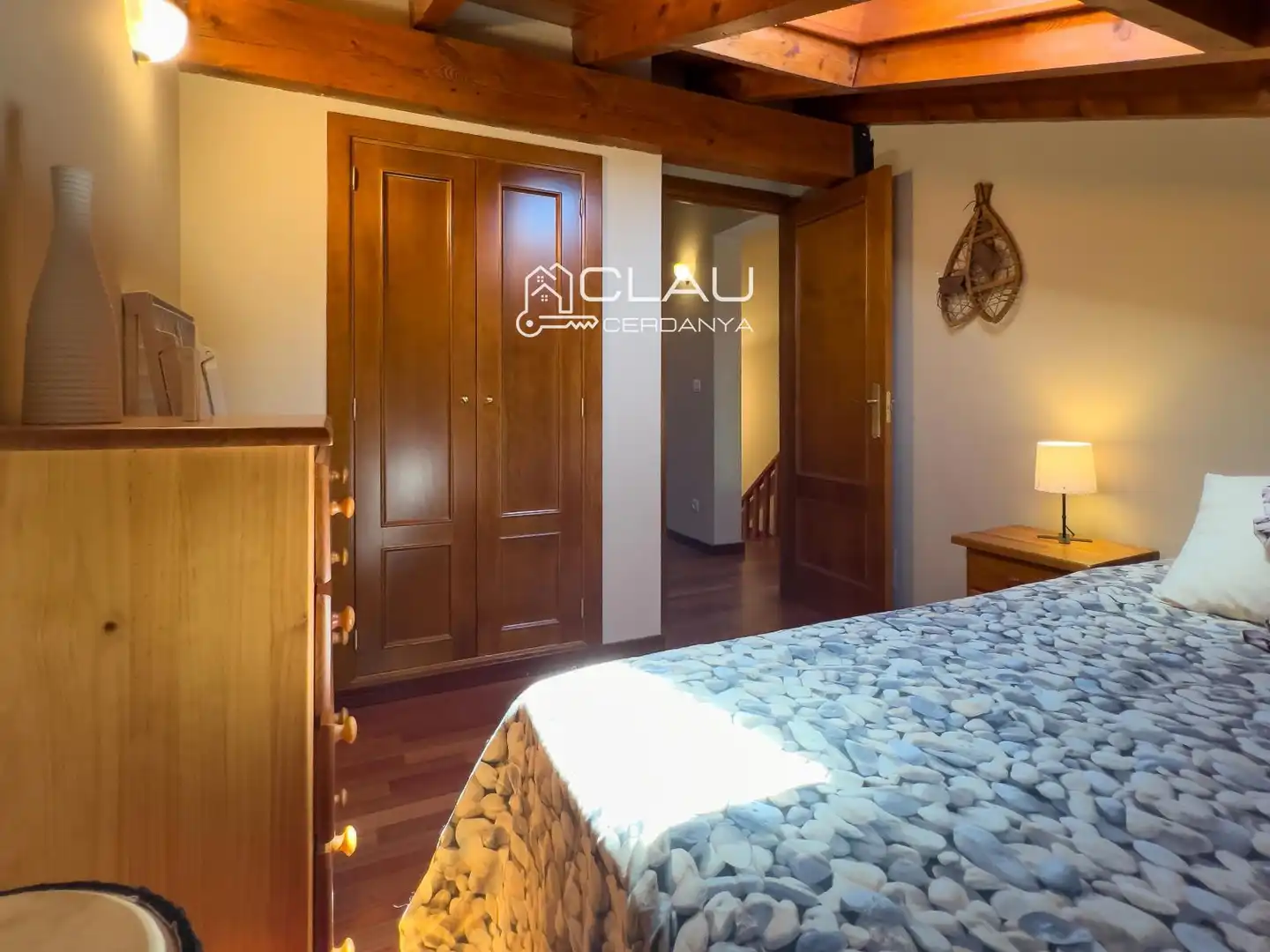 Bedroom of Duplexes for rent in Osséja  with Heating, Parquet flooring and Terrace