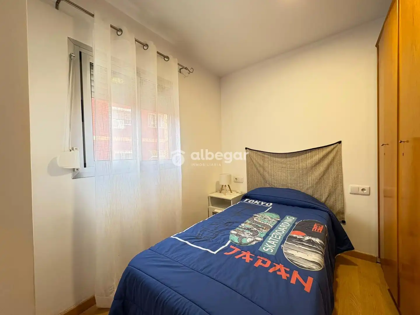 Habitación de Piso en venta en Quart de Poblet con Aire acondicionado y Amueblado